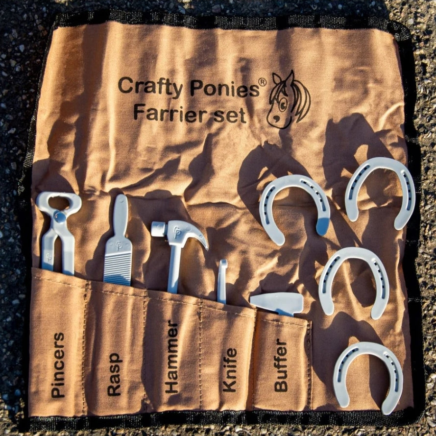 Crafty pony Farrier set